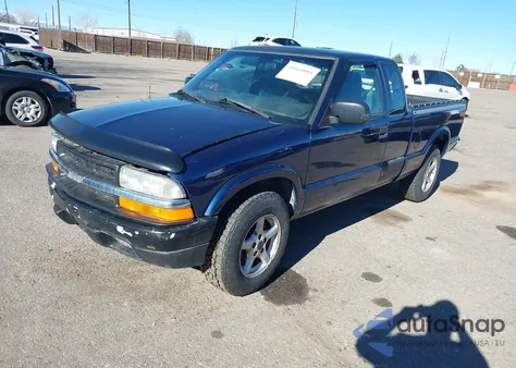 2002 Chevrolet S-10 from USA, damaged, VIN 1GCDT19W628140984